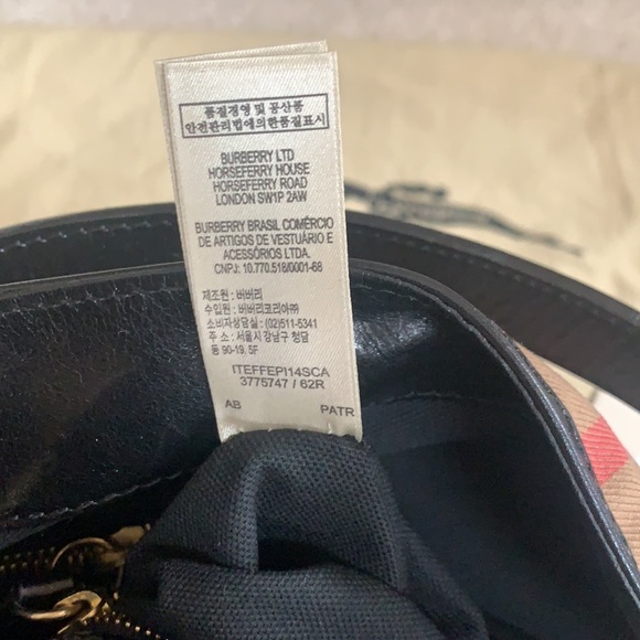 ♥️AUTHENTIC BURBERRY♥️ medium to large size - Picture 11 of 16